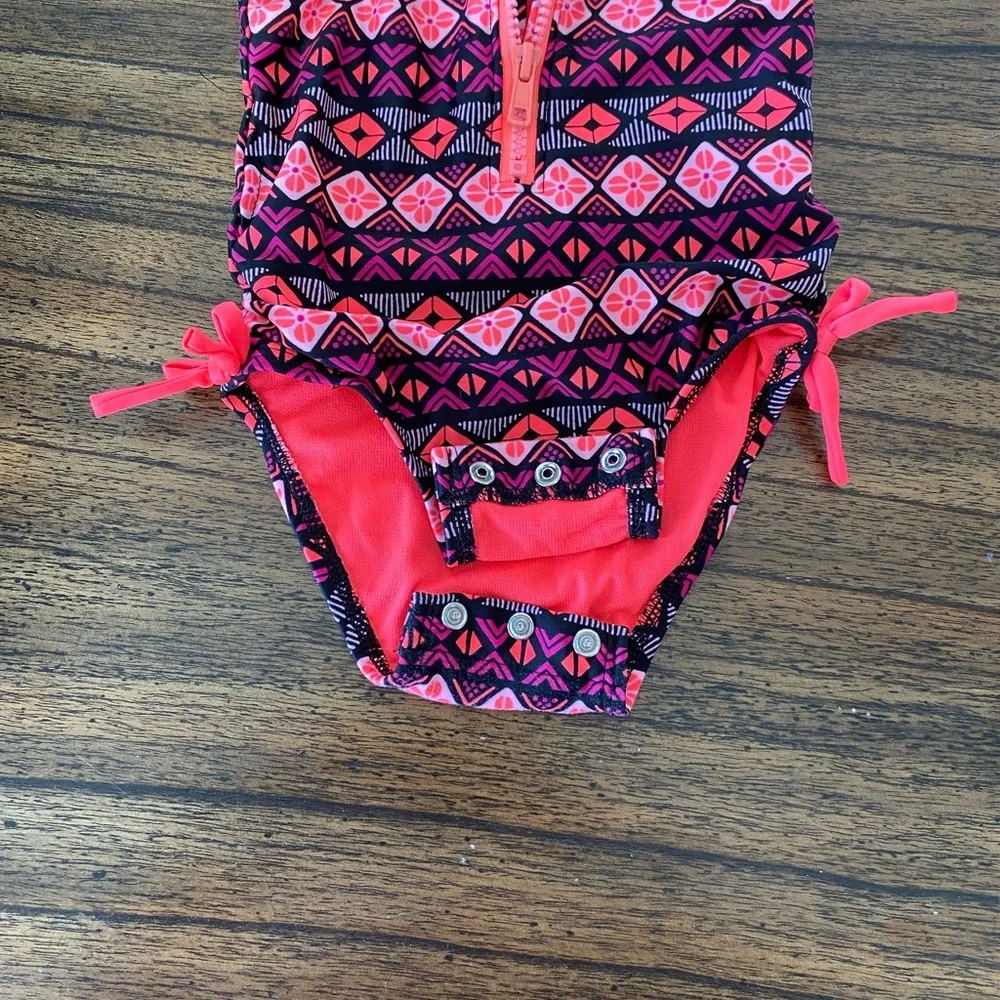 Cat & Jack Pink and Black Geometric Kids One Piece swimsuit size 18 months